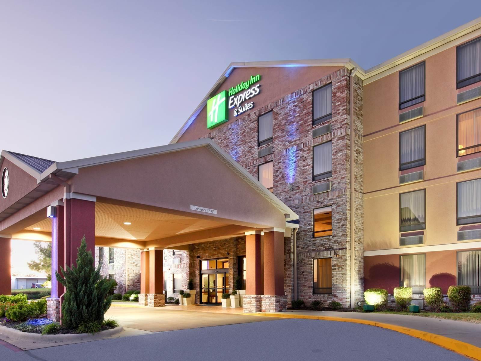 Holiday Inn Express Hotel & Suites Harrison Exteriér fotografie