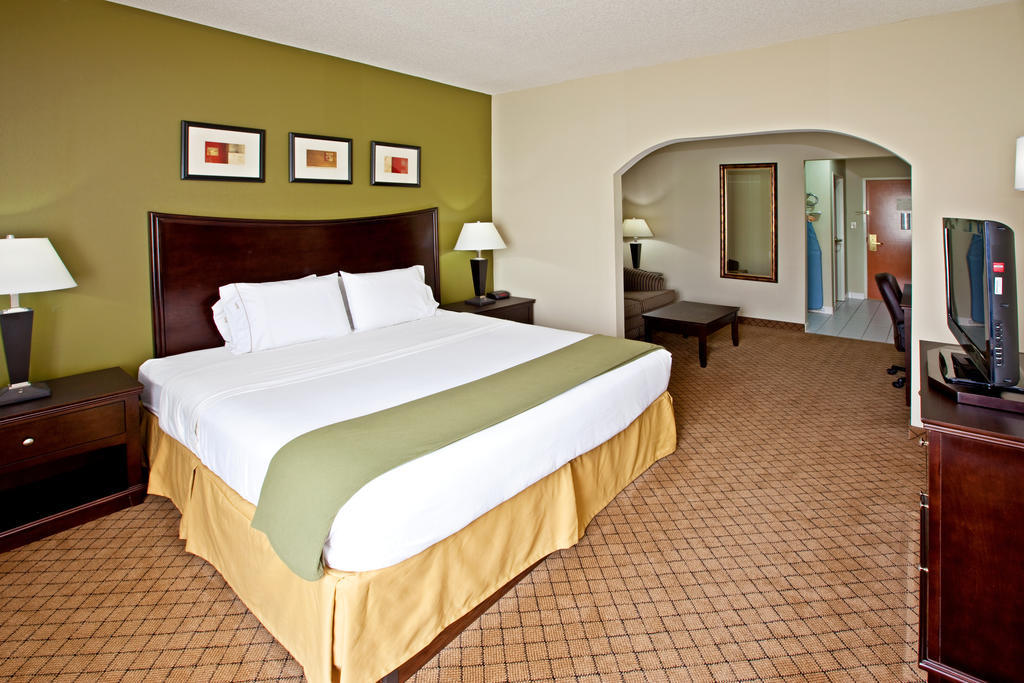 Holiday Inn Express Hotel & Suites Harrison Exteriér fotografie