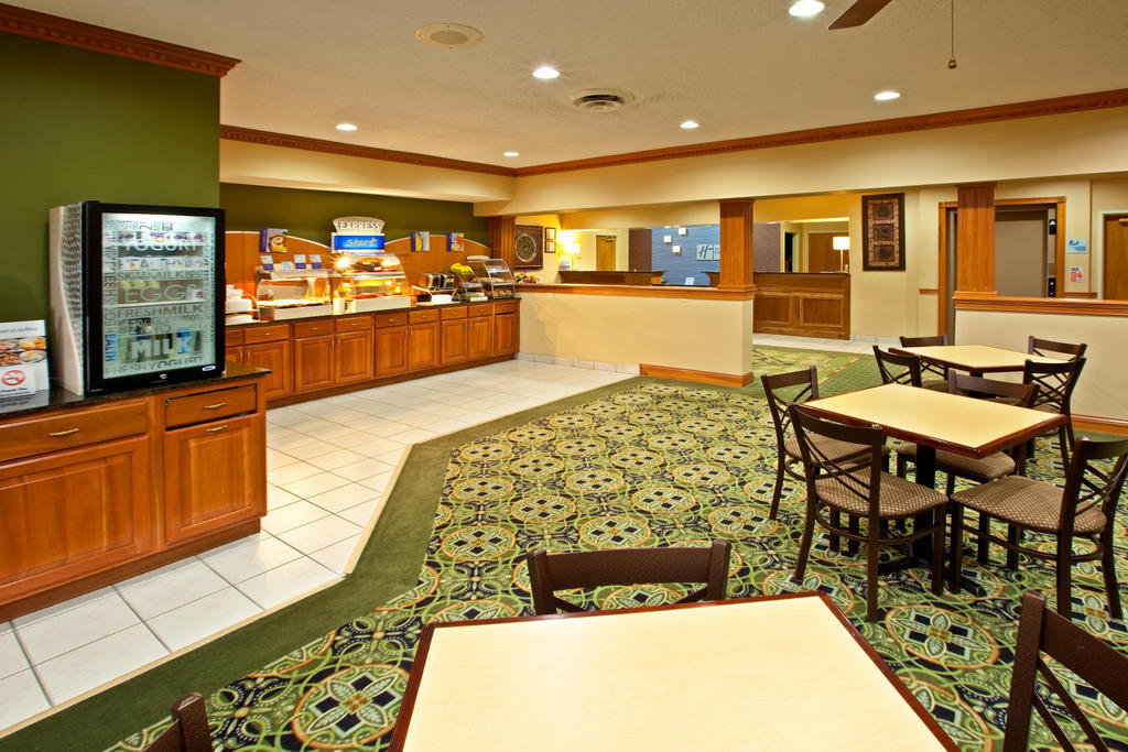 Holiday Inn Express Hotel & Suites Harrison Exteriér fotografie
