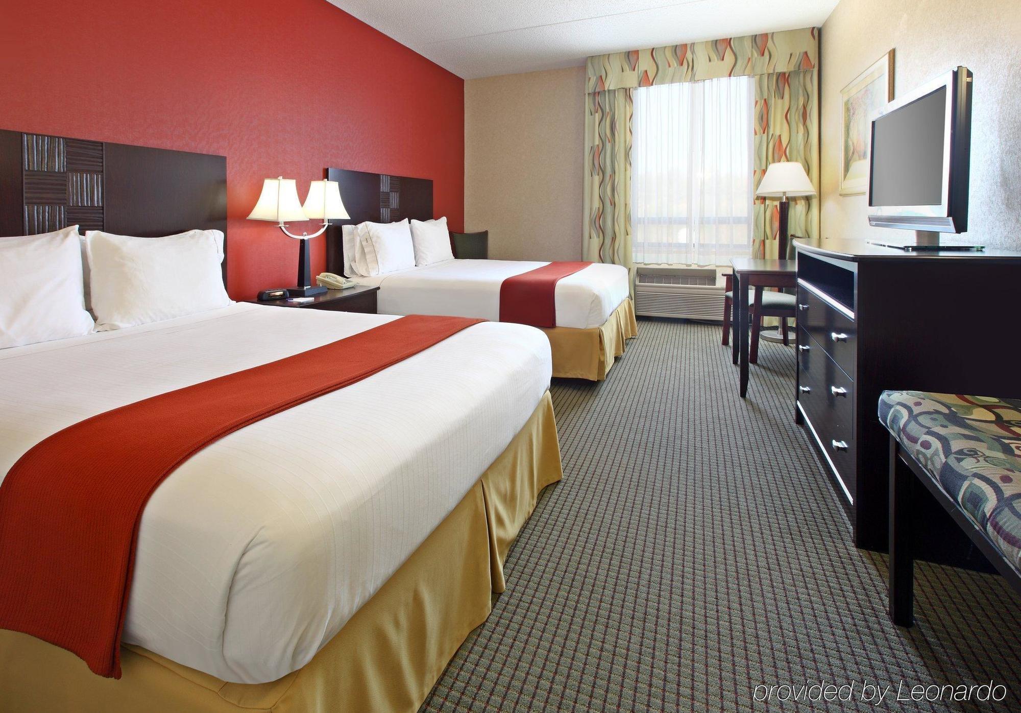 Holiday Inn Express Hotel & Suites Harrison Pokoj fotografie