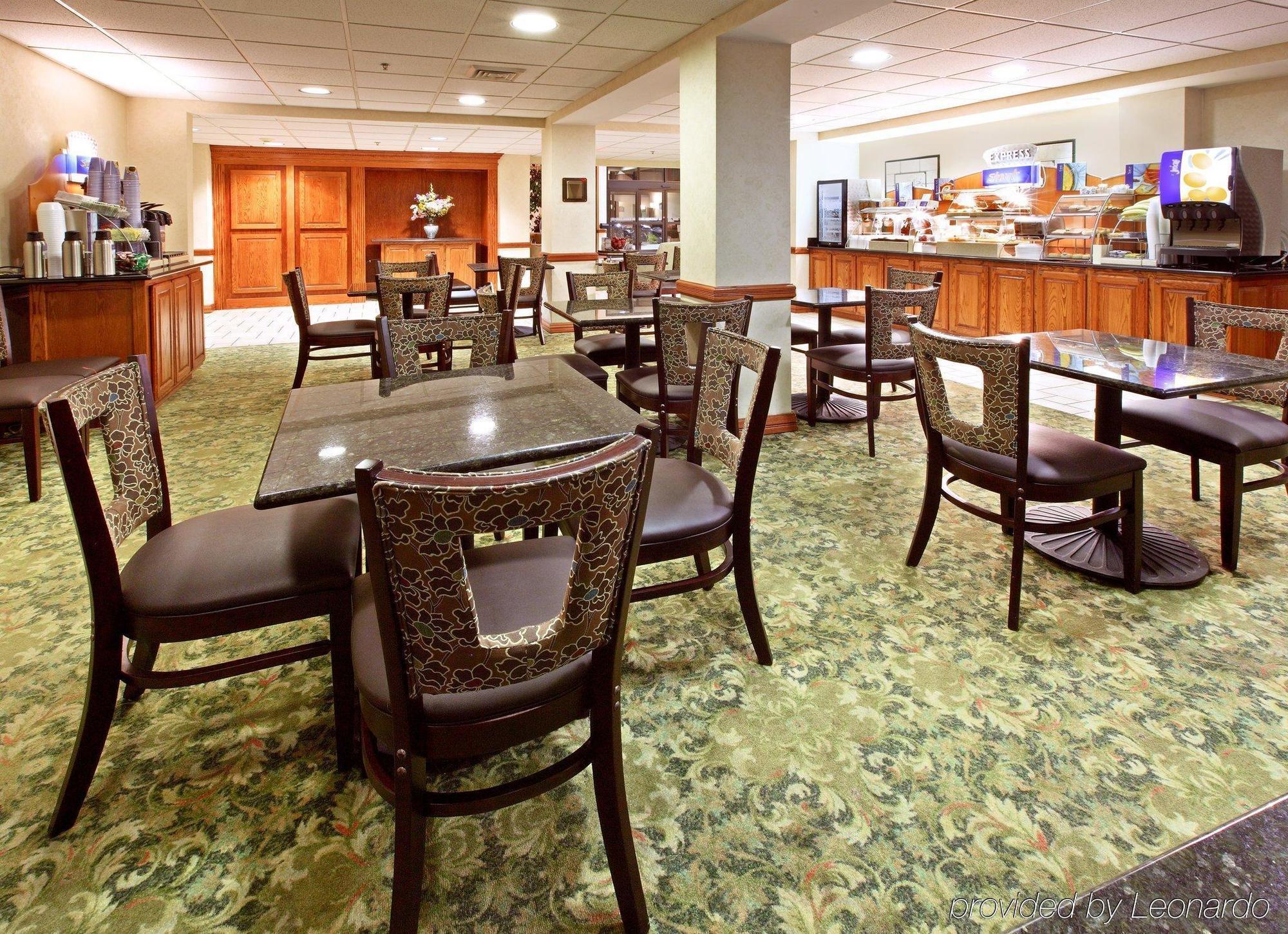 Holiday Inn Express Hotel & Suites Harrison Exteriér fotografie